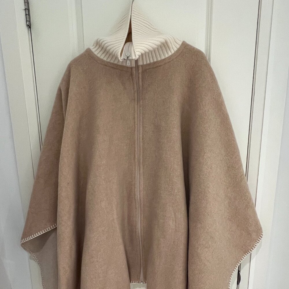 NWT Saks Fifth Avenue Collection Cashmere Cape